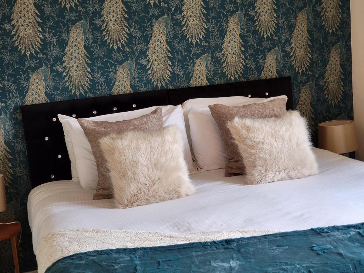3 Bedroom Aprtmt At Sensational Stay Serviced Accommodation Aberdeen- Froghall Avenue Exterior photo
